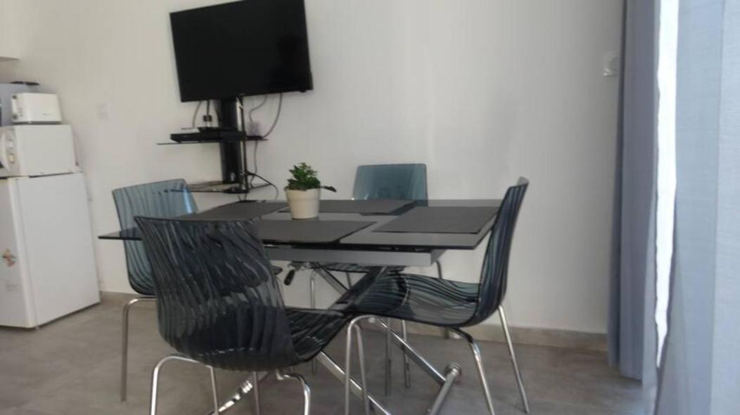 Studio Meuble Saint-Andre-de-Sangonis Екстер'єр фото